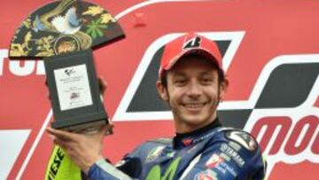 Rossi continúa la guerra psicológica con Lorenzo