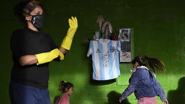 Una camiseta de Maradona para fines solidarios