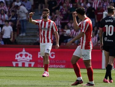 Le ha costado entonarse, pero Mario González demuestra que tiene mucho gol. El delantero del Sporting anotó para dar la victoria ante el Cartagena, y enlaza dos jornadas viendo puerta. Su gol llegó de remate de cabeza.