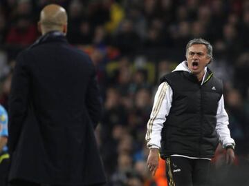 Guardiola y Mourinho durante un enfrentamiento.