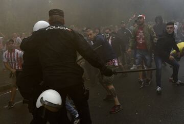 Pitched battles mar the return of the Asturian derby