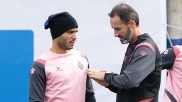 FUTBOL 2021-2022
 Entrenamiento RCD Espanyol
 
 Raul de Tomas
 
 Vicente Moreno Peris