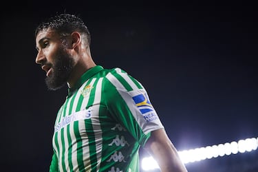 Fichaje de campanillas en Heliópolis. Campeón del mundo con Francia, Fekir llegó al Betis en 2019 como uno de los talentos más técnicos de Europa. Su impacto fue inmediato, y ese mismo año alcanzó los 60 millones de valor, liderando el proyecto verdiblanco con clase y desequilibrio.
