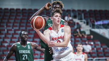 Rubén Domínguez, ante Senegal durante el Mundial Sub-19.