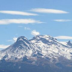 Imagen de supuesta fumarola del Iztaccihuatl sorprende a México