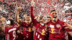 Tras el triunfo ante Orlando City, los Red Bulls impusieron r&eacute;cord de puntos en temporada regular y se coronaron campeones de la Supporters Shield.