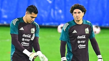 Goodbye Ochoa? Chivas keeper makes Mexico mark