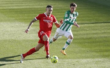 El derbi sevillano fue el primer partido de LaLiga Santander en 2021, se jugó el 2 de enero. Canales, de penalti, y Suso fueron los goleadores de un partido que terminó en empate. 