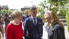 LLegada de Lucas Vázquez a la iglesia 