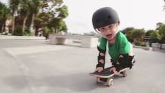 Wyatt, beb&eacute; skater, sponsor de pa&ntilde;ales