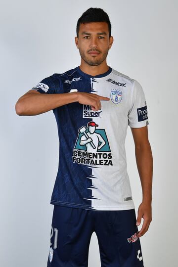 El defensa argentino ya había jugado en la Liga MX con los Tecos, se fue ocho años a España y está de regreso con los Tuzos del Pachuca.