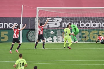 ?Se adelanta el conjunto de Marcelino, anota Berenguer!