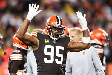 Browns' DE Myles Garrett to stay in Cleveland: this is the record-breaking contract for the defensive end