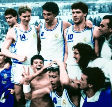 En 1988 firmó por el Real Madrid, en el que sólo estuvo una temporada.
Con el club blanco ganó una Copa del Rey (1989) y una recopa de Europa (1989) donde anotó 62 puntos en la final.