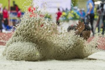 Sosthene Taroum Moguenara durante la ronda clasificatoria de salto de longitud femenino en el Campeonato Europa de pista cubierta el 6 de marzo de 2015, en Praga.