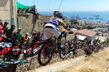 Rider: Luana Oliveira | Valparaíso Cerro Abajo 2012