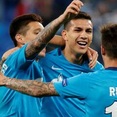 Paredes: “¿Ir al Madrid? Decidiré cuando acabe el Mundial..."