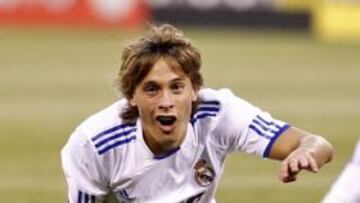 Juegan Canales y Lass; no se viste Van der Vaart