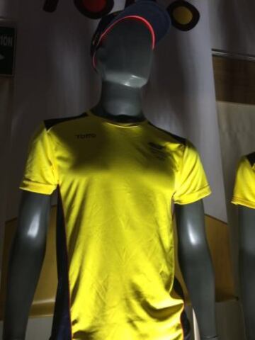 El Comité Olímpico Colombiano presentó los uniformes y equipación deportiva que usará la delegación de Colombia en los Olímpicos de Rio 2016.