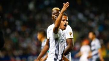 Giovani dos Santos, en el duelo de la Concachampions