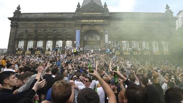 La fiesta del Leeds se salta los protocolos de seguridad