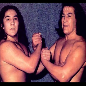 En el año de 1997 existía una fuerte alianza entre WWE y la AAA, para este año distintos luchadores formaron parte del evento Royal Rumble, entre ellos ‘El Perro Aguayo’ y ‘El hijo del Perro Aguayo’.