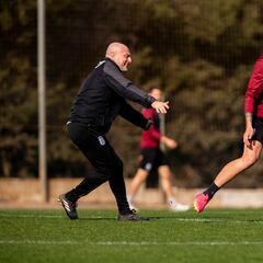 Calero: “Veo al CD Mirandés tirando para arriba, puede ser de playoff”