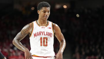Julian Reese, el hermano menor de la estrella de las Chicago Sky de la WNBA, firm¨® como novato no reclutado en el Draft con Los Angeles Lakers.