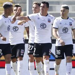 ¿Lesionado antes de los clásicos? La confesión de Esteban Paredes