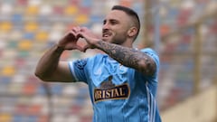 Cristal gana con poco