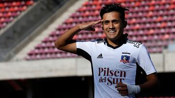 Futbol, Deportes La Serena vs Colo Colo.
Fecha 2, campeonato Nacional 2022.
El jugador de Colo Colo Pablo Solari celebra su gol contra Deportes La Serena durante el partido de primera division disputado en el estadio La Portada de La Serena, Chile.
13/02/2022
Andres Pina/Photosport

Football, Deportes La Serena vs Colo Colo.
2nd date, 2022 National Championship.
Colo Colo's player Pablo Solari celebrates after scoring against Deportes La Serena during the first division match held at the La Portada stadium in La Serena, Chile.
13/02/2022
Andres Pina/Photosport