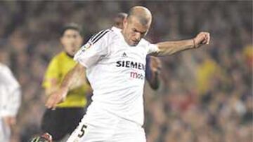 <b>ZIZOU PONDRÁ LA CLASE. </b>Zidane será uno de los participantes del torneo de faltas de Marbella.