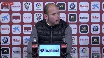 José Alberto: "El gol del Albacete es fuera de juego, ha funcionado la campaña arbitral"