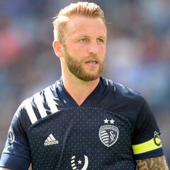 MLS: Sporting KC soar to summit thanks to 4-0 rout, RSL withstand Lopez hat-trick in wild win