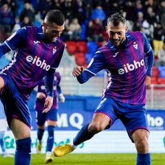 El líder hunde al colista