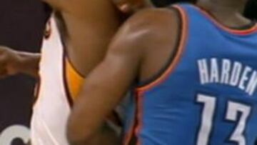 Artest noqueó así a Harden.