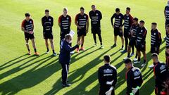 Lasarte adelanta nómina mixta de Chile para la Copa América