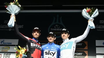 Kwiatkowski gana la carrera y Landa cae del podio en la CRI