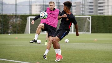 Deulofeu en el entrenamiento. 