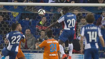 Felipe Caicedo marca el gol de triunfo.