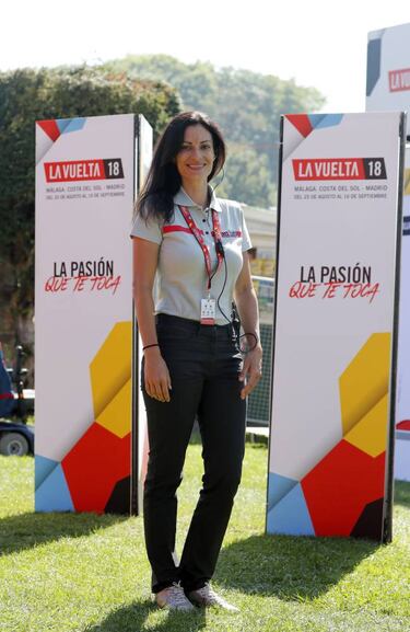 Alma coordina las ceremonias de entrega de premios en la Vuelta