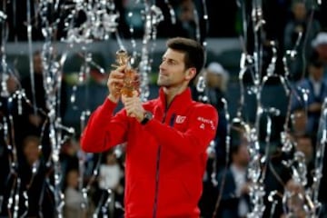 Djokovic logra su segundo trofeo en la Caja Mágica
