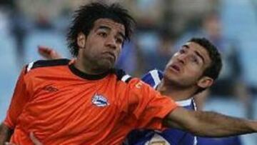 <B>FALTÓ SUERTE.</B> El delantero alavesista Bodipo consiguió el segundo gol vitoriano.