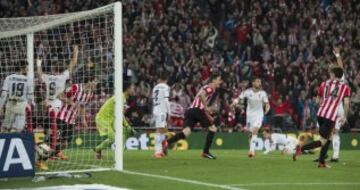 Aduriz marcó el 1-1.