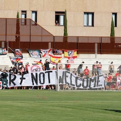 Cristiano finds Atlético fans’ ‘CR7 not welcome’ banner hilarious