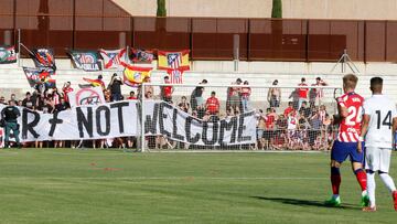 Cristiano finds Atlético fans’ ‘CR7 not welcome’ banner hilarious