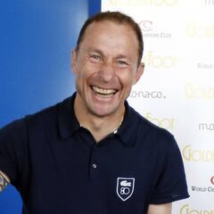Papin: "A Benzema no le sale nada; no llega a ser ni peligroso"