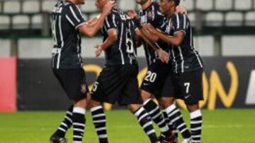 Corinthians avanz&oacute; a la fase de grupos despu&eacute;s de vencer en la primera ronda a Once Caldas de Colombia. 