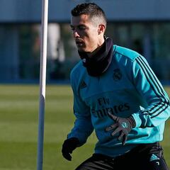 Cristiano sigue entrenándose al margen a dos días del Clásico