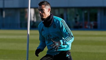 Cristiano sigue entrenándose al margen a dos días del Clásico